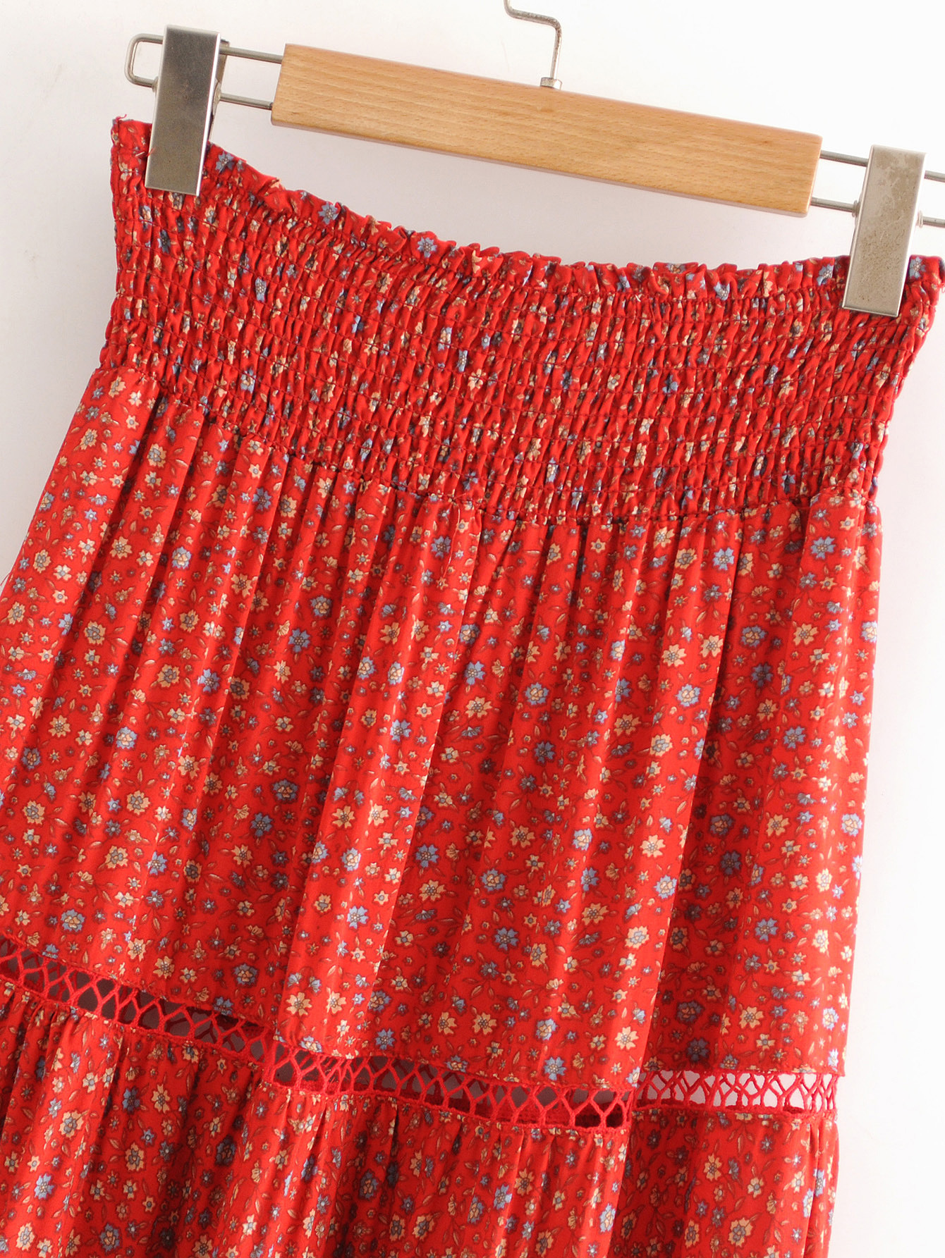 Title 5, Printed red sunflower cutout skirt, a vibrant a...