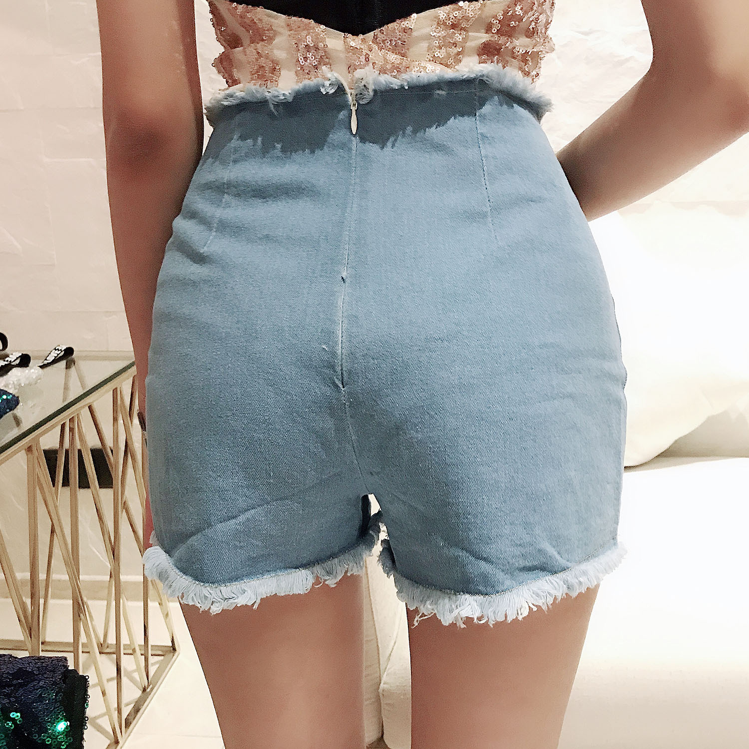 Title 20, Sexy high waist ripped denim shorts, de perfect...