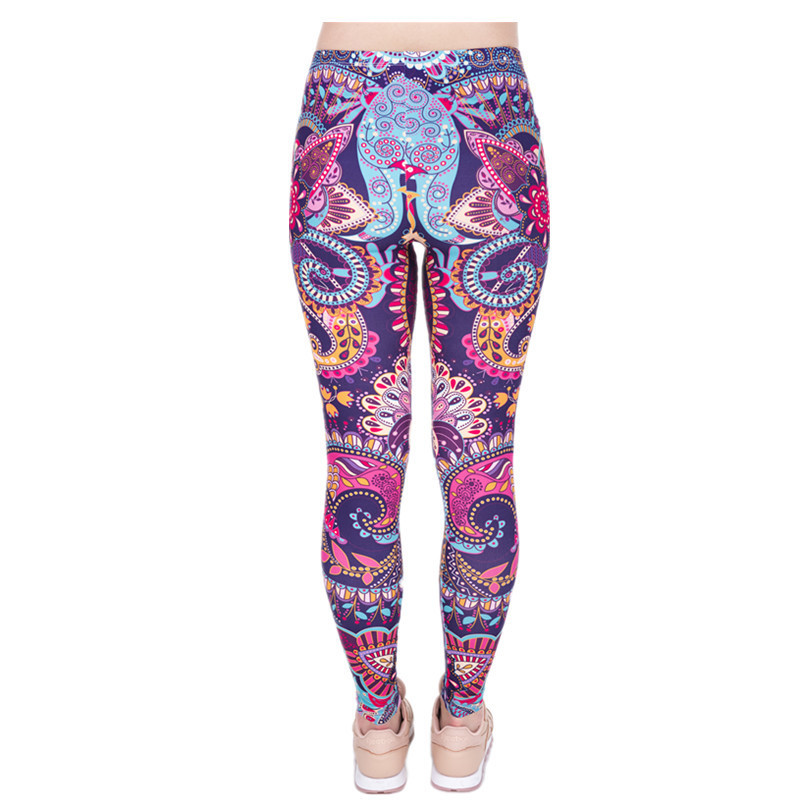 Title 7, Digital printed cropped trousers for women. Com...