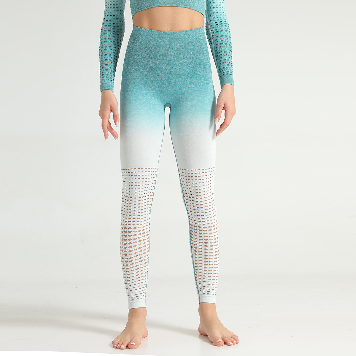 Title 12, Hangende yoga kleding met kleurovergang en hol ...