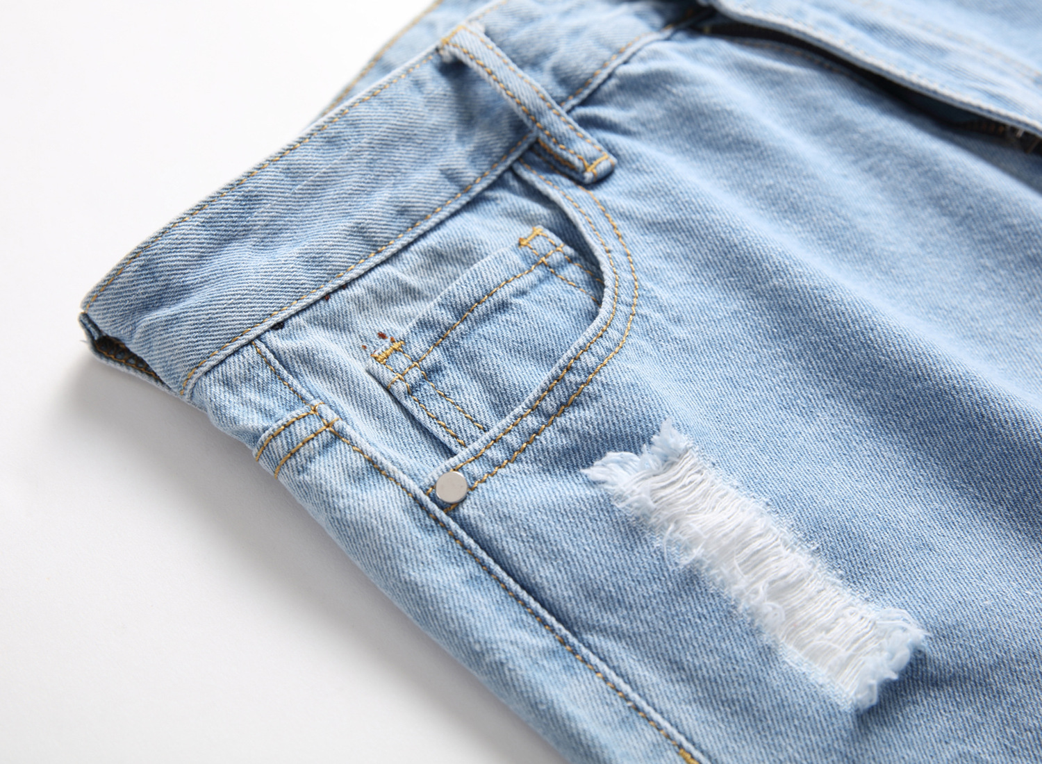 Title 5, Lichtblauwe heren ripped jeans voor een casual ...