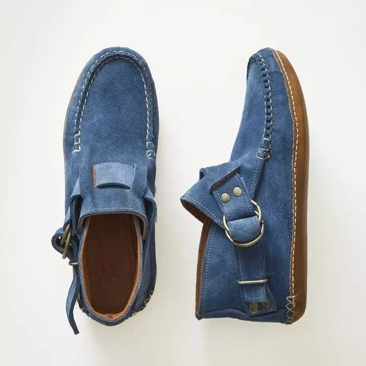 Title 2, Flat sole casual shoes