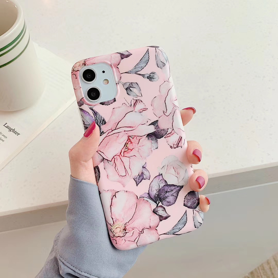 Title 3, Apple compatible vintage flower leaf phone case...