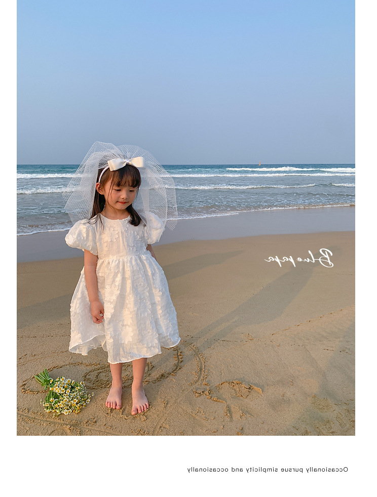 Title 8, Girls Skirt Big Flower Puff Sleeve Sweet Dress....