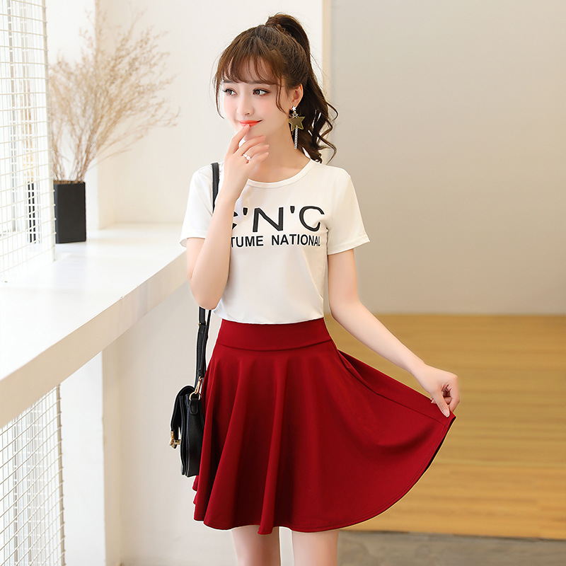 Title 1, Anti-light skirt for enhanced privacy and comfo...