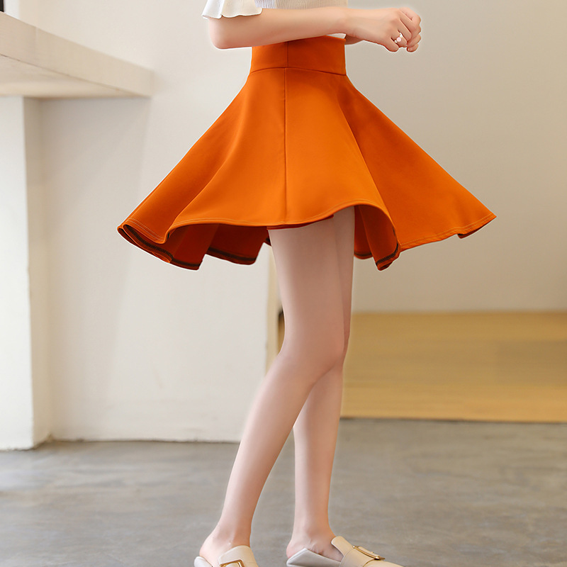 Title 4, Anti-light skirt for enhanced privacy and comfo...