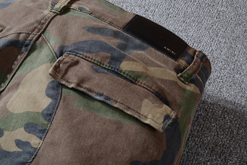 Title 5, Mens camouflage jeans