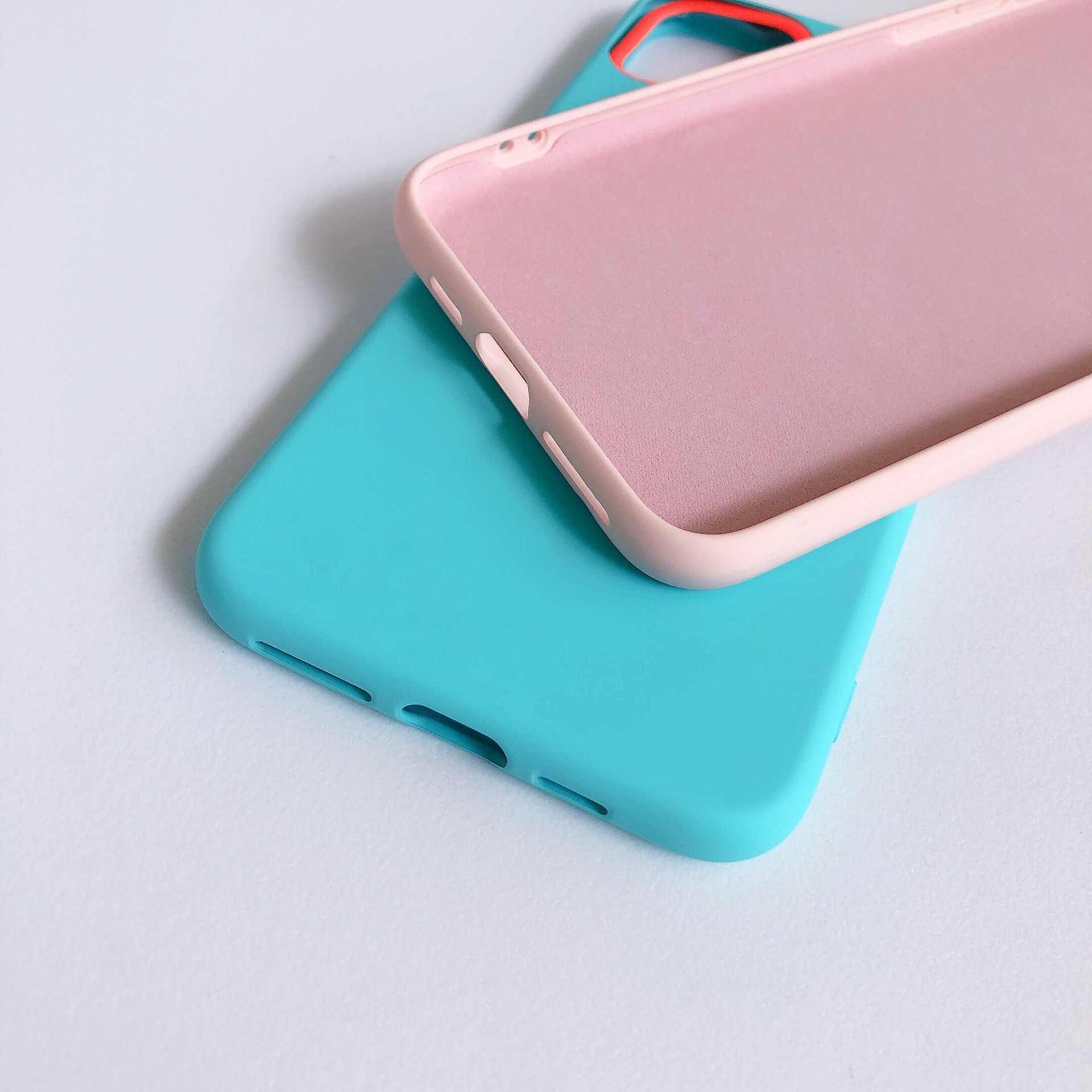 Title 4, Cover per cellulare antiurto con design macaron...