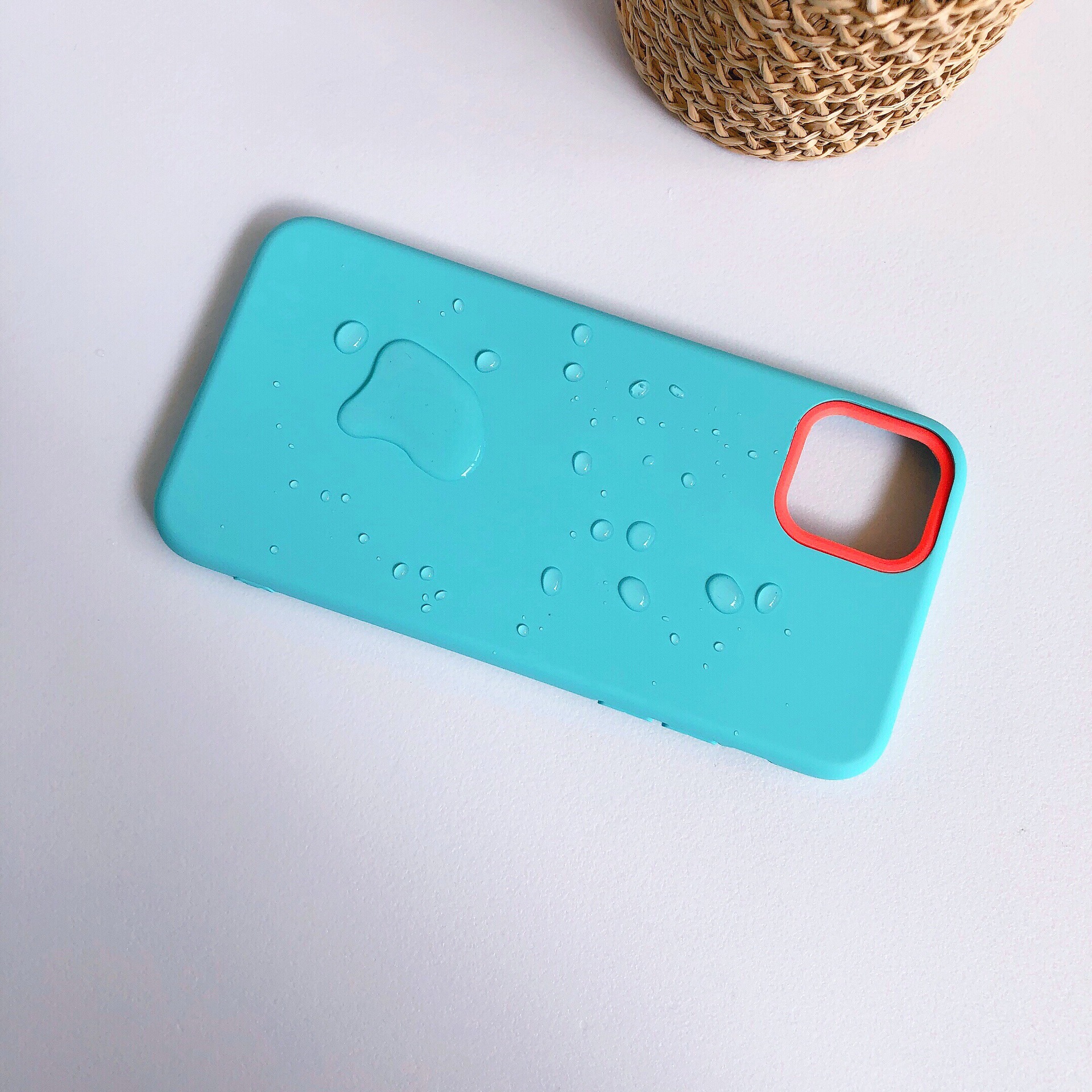 Title 11, Cover per cellulare antiurto con design macaron...