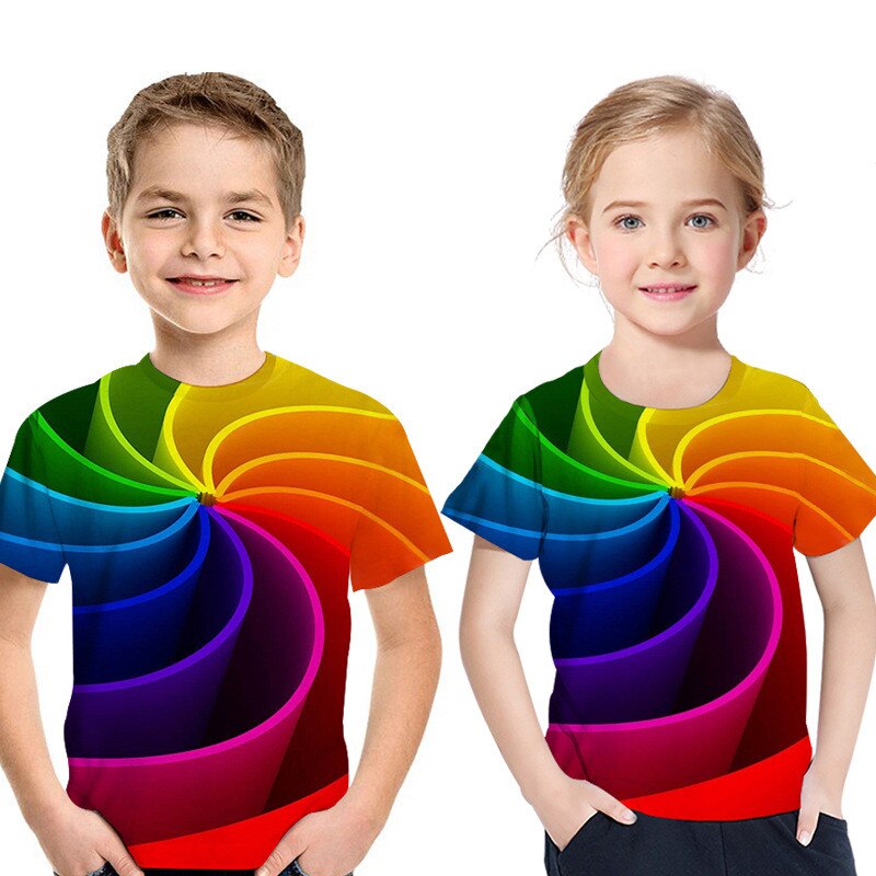 Title 2, Digitaal bedrukt kindershirt met korte mouwen. ...