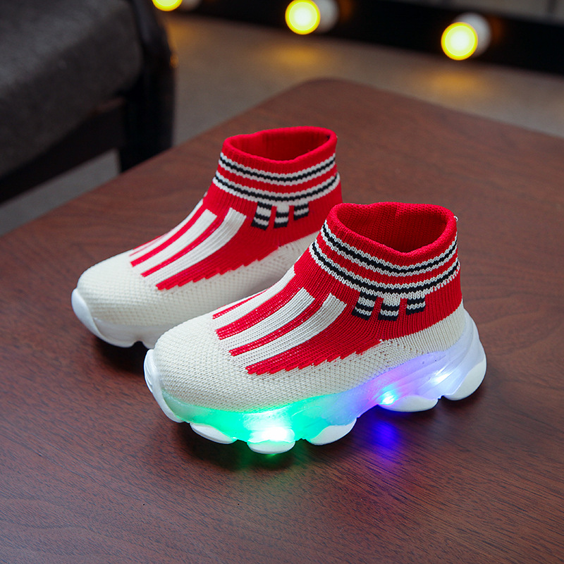 Title 3, Baskets lumineuses LED respirantes pour enfants...