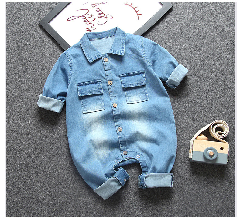 Title 2, Baby denim jumpsuit, ideaal voor spelen en ontd...