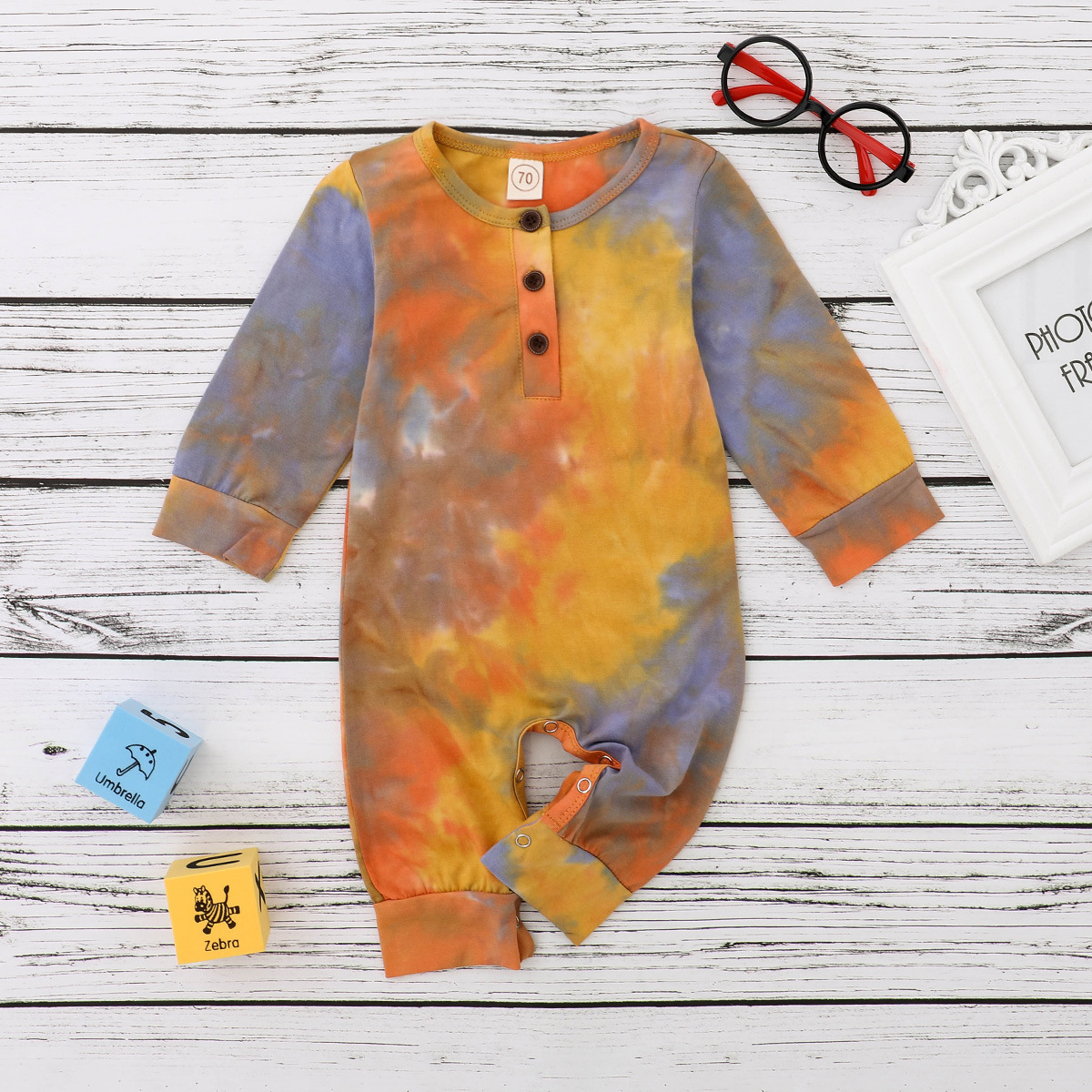 Title 13, Langärmliger Tie-Dye-Romper für Damen. Bequem u...