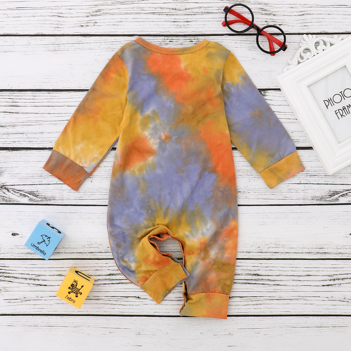 Title 14, Langärmliger Tie-Dye-Romper für Damen. Bequem u...