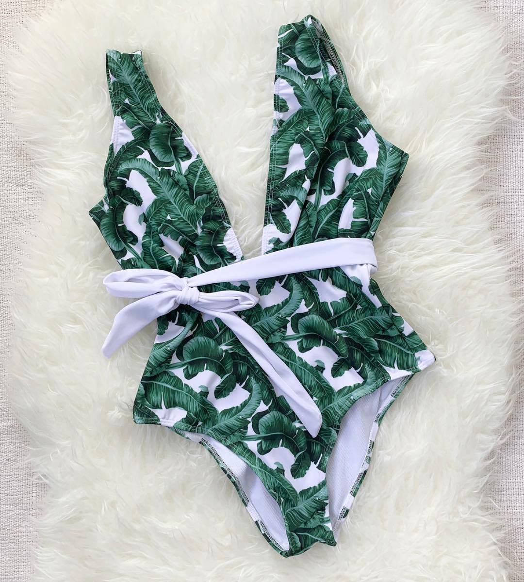 Title 3, Solid Color Printed Lace Swimsuit. Enjoy the su...