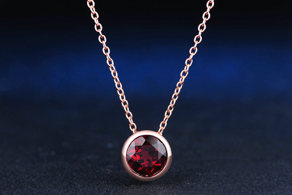 Title 1, Natural Garnet Gem Clavicle Chain Elegant and s...