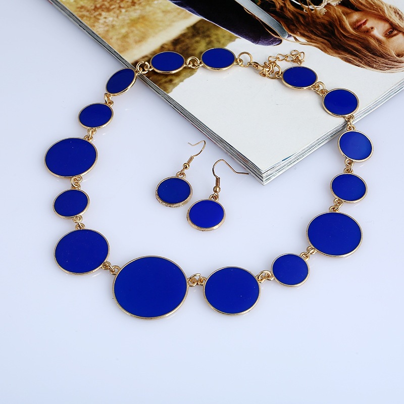 Title 5, Round necklace earrings set