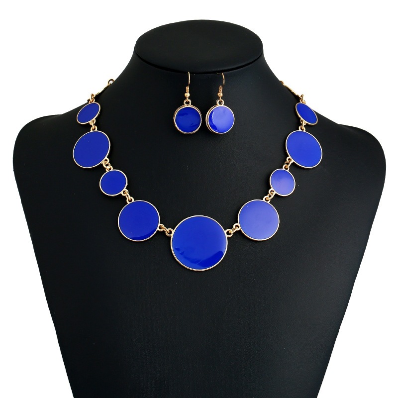 Title 7, Round necklace earrings set