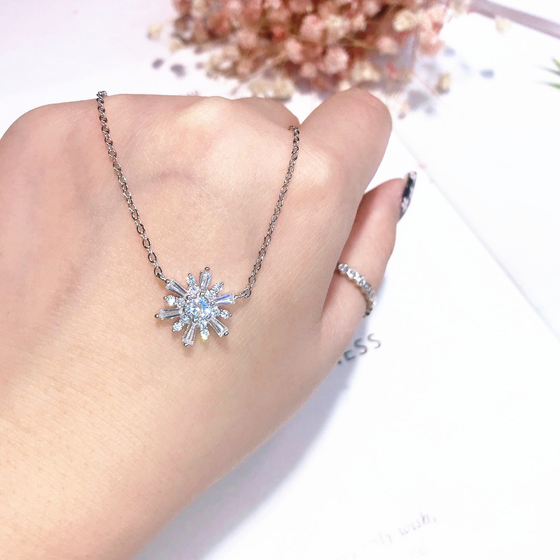 Title 2, Korean temperament female clavicle chain transf...