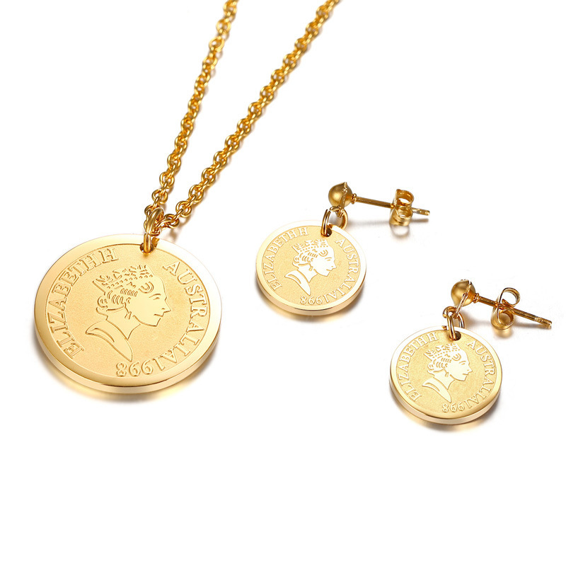 Title 9, Queen Gold Coin Coin Clavicle Necklace