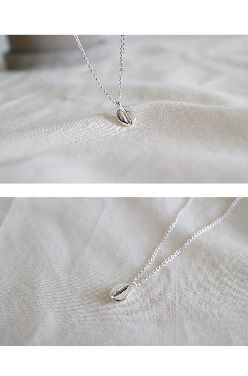 Title 7, Coffee bean short clavicle necklace