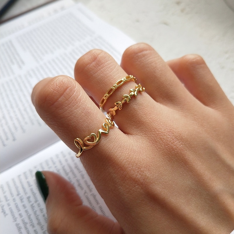 Title 1, LOVE schlichter Mode Ring. Dieser Ring ist perf...