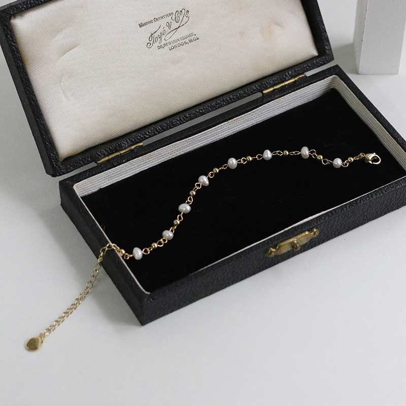 Title 7, Natural freshwater pearl handmade chain