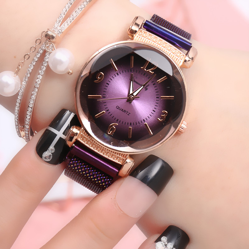 Title 4, Gradient Kleur Trend Horloge. Toon je unieke st...