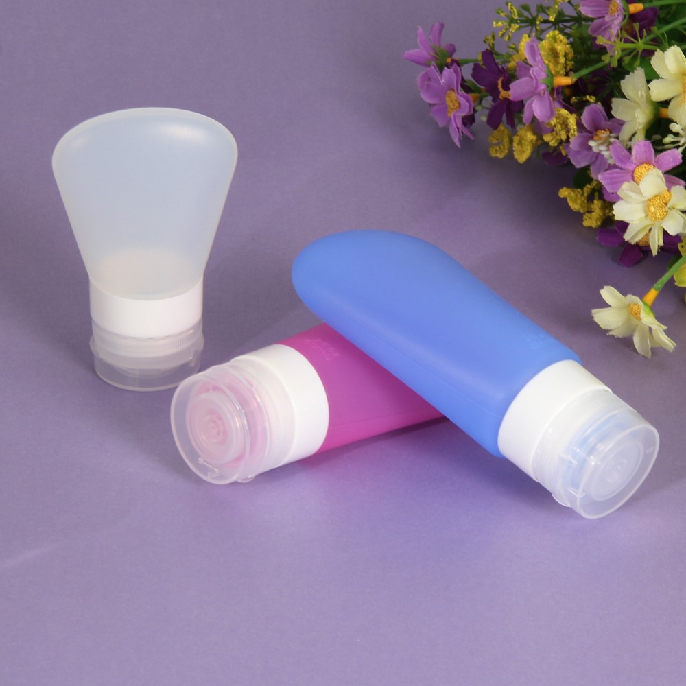 Title 13, Cosmetic dispensing travel bottle