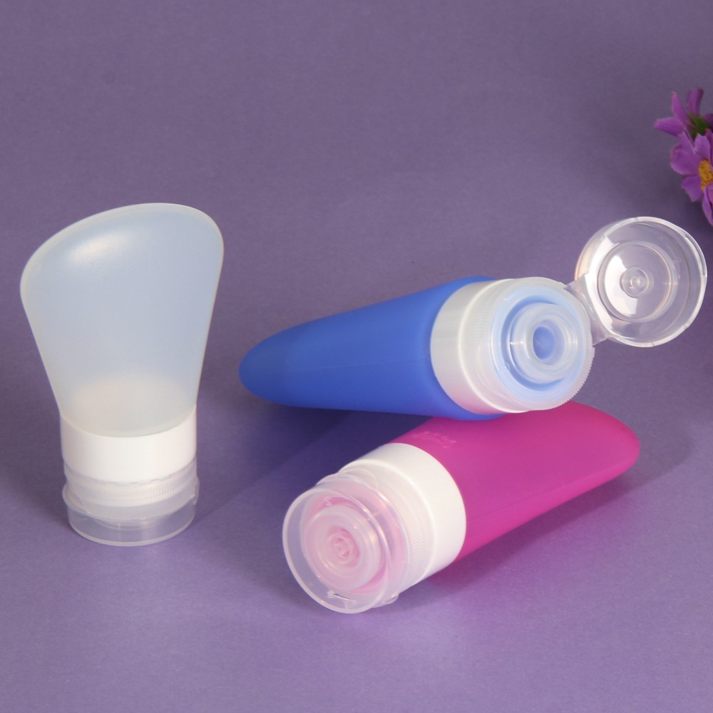 Title 14, Cosmetic dispensing travel bottle