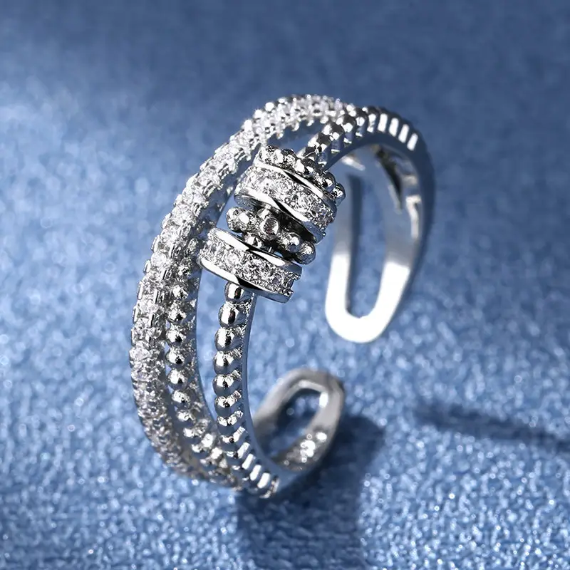 New Rings Come and Go Diamond-studded Rotating