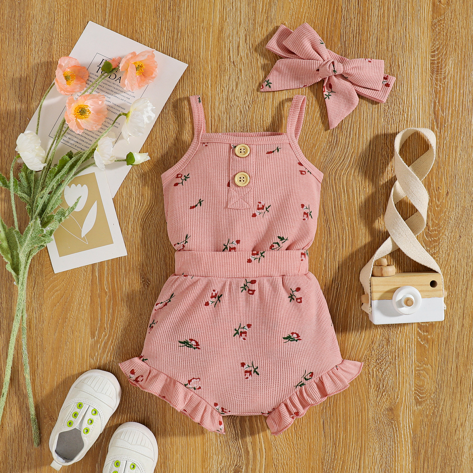 Title 11, Infant Set Waffle Floral Print Suspenders Three...