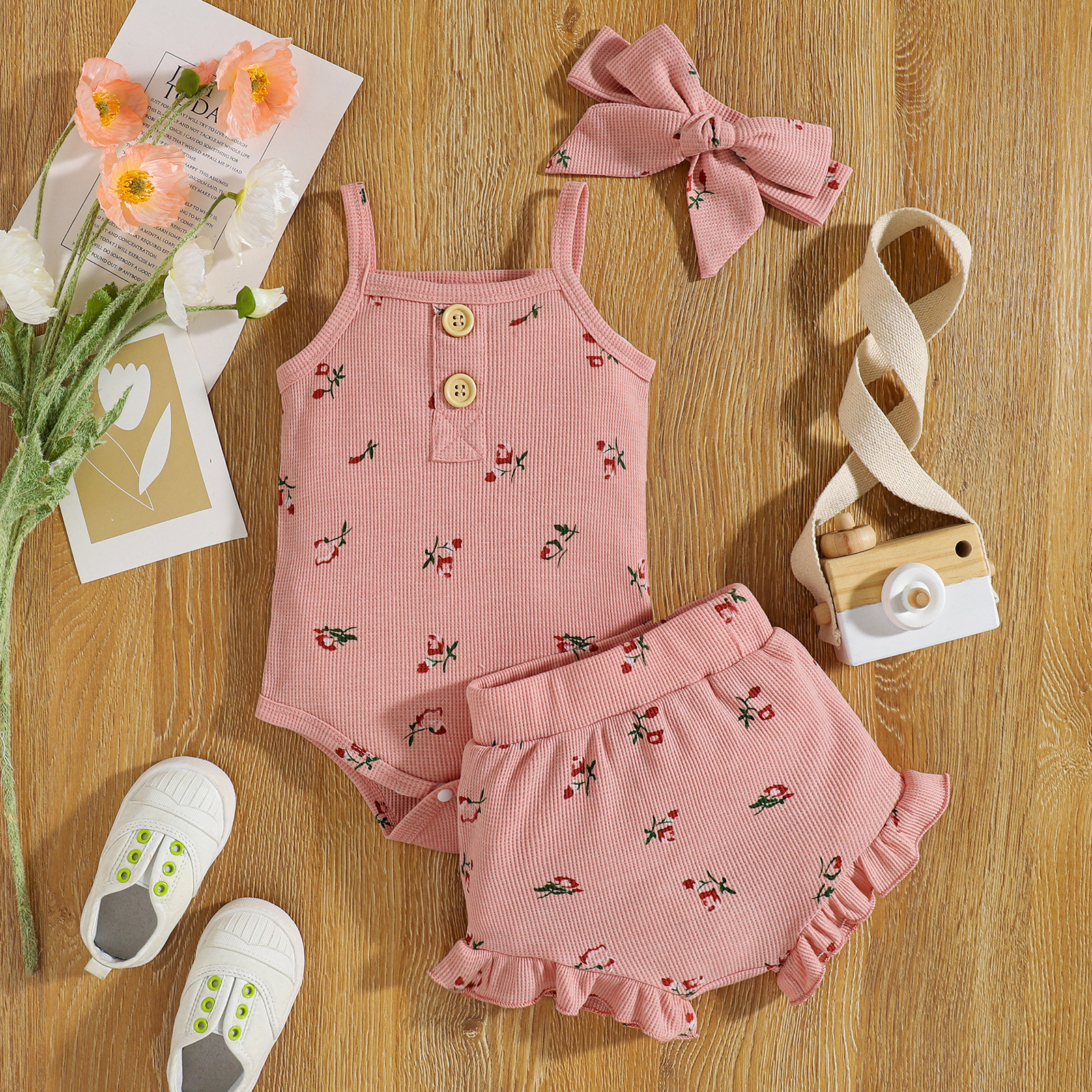 Title 12, Infant Set Waffle Floral Print Suspenders Three...