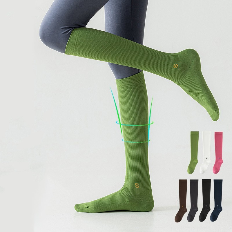 Title 3, Compression Stockings Sports Calf Socks Skippin...