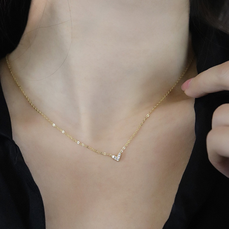 Title 1, Small Thin And Glittering Love Necklace Clavicl...