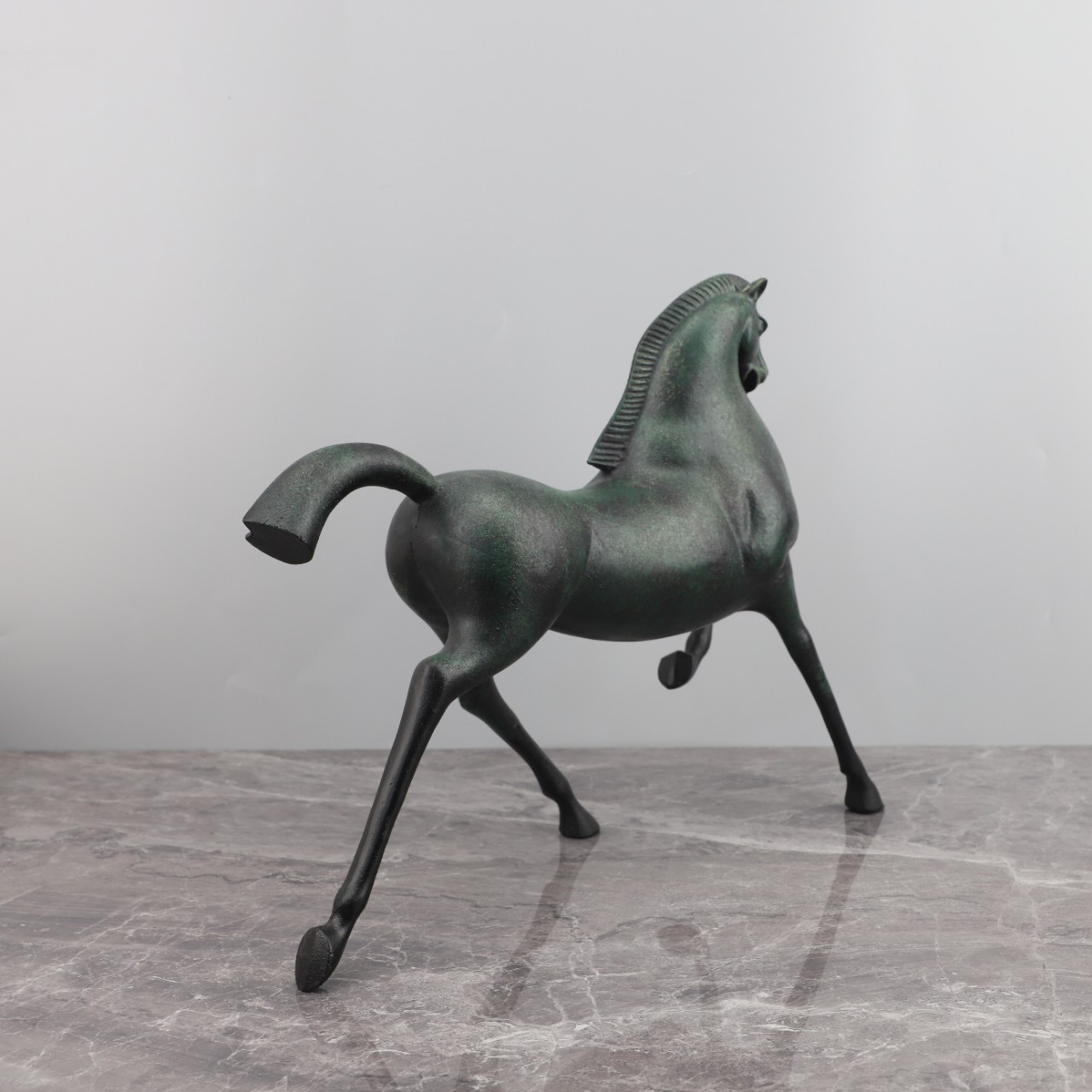 Title 5, Modern Minimalist Walking Horse Metal Ornaments