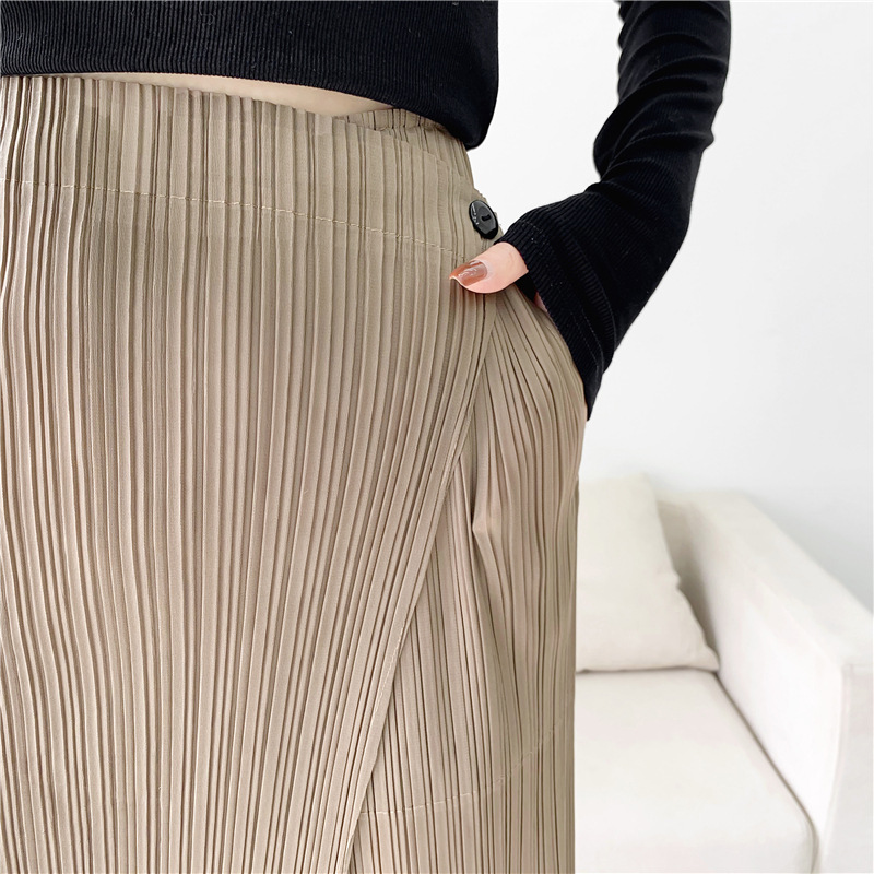 Title 5, Straight Oblique Loose Slimming Casual Pleated ...