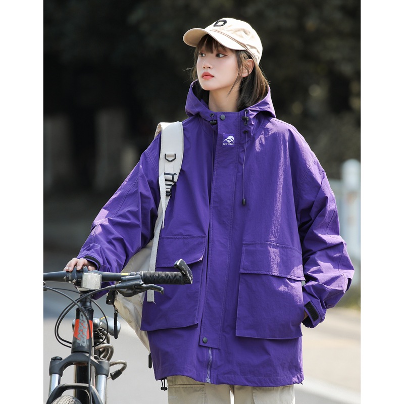 Title 2, Embroidered Labeling Large Pocket Hooded Jacket