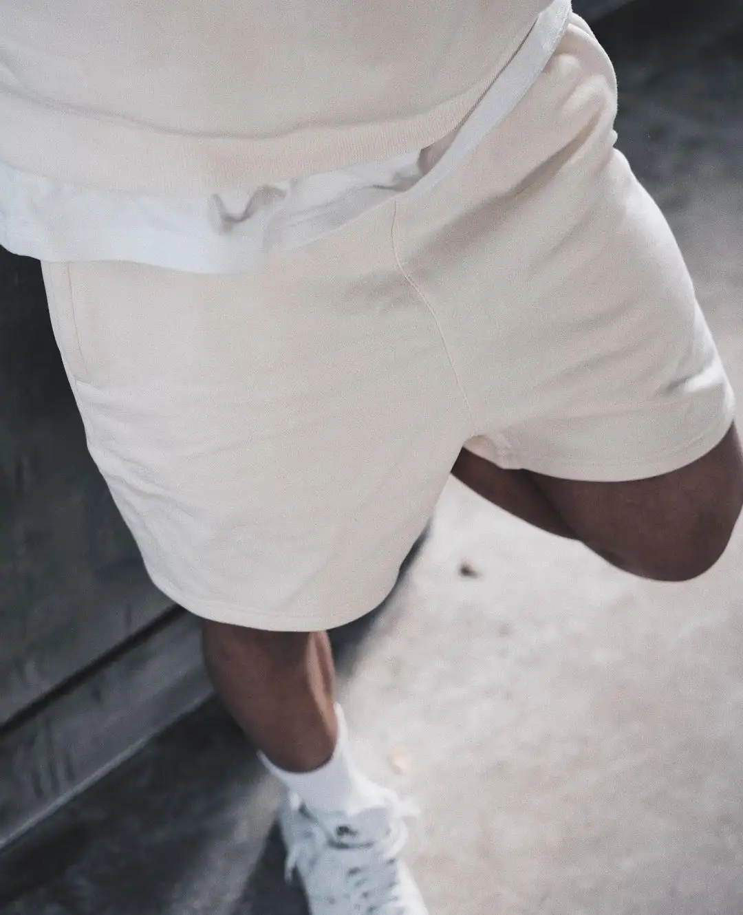 Solid Color Loose Bottom Crotch Shorts Men