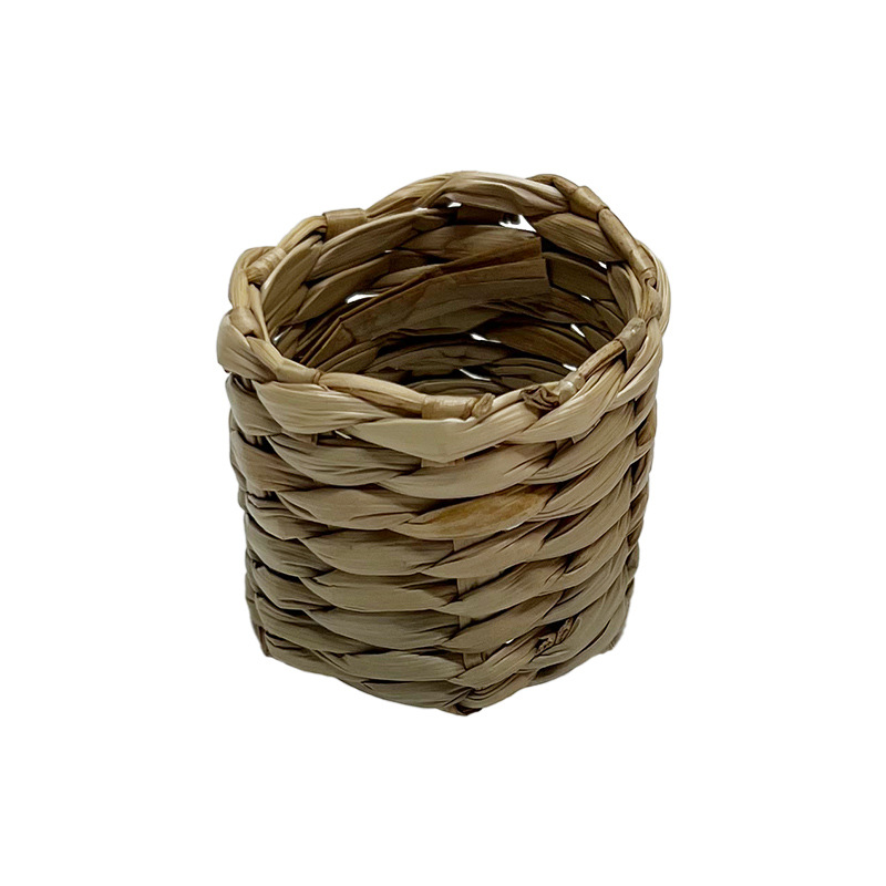 Title 4, Hand-woven Rhizoma Prisma Napkin Ring