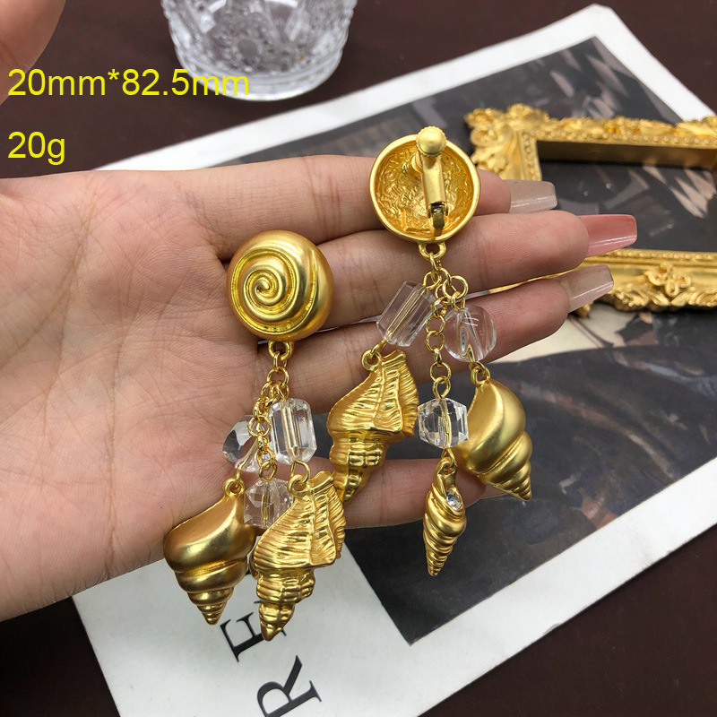 Title 2, Snail Conch Pendant Mid-length Shoulder Sweep E...