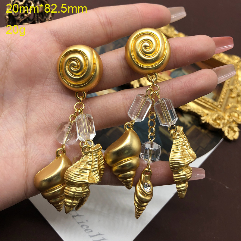 Title 5, Snail Conch Pendant Mid-length Shoulder Sweep E...