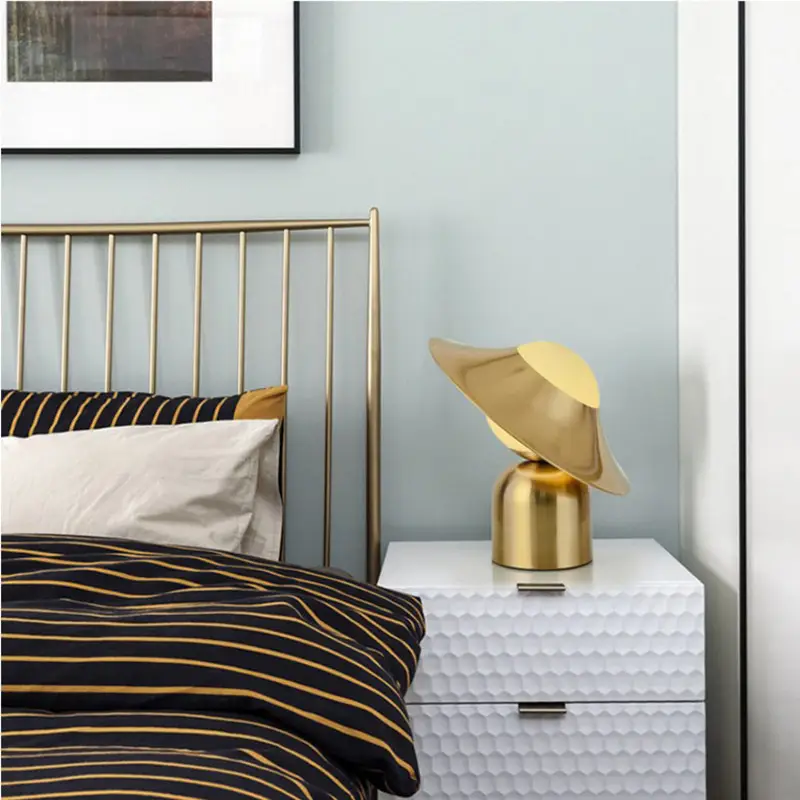 Modern Minimalist Creative Living Room Table Lamp