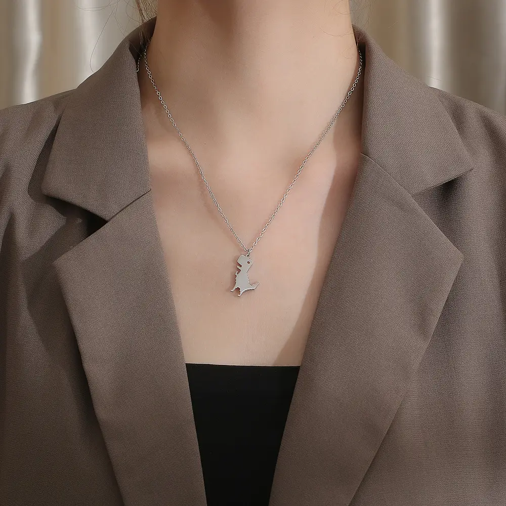Cartoon Little Dinosaur Animal Pendant Necklace Versatile Fashion Creative Titanium Steel Clavicle Chain Ornament
