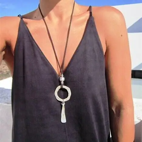 Artistic Retro Fashion CCB Alloy Velvet Silver Hoop Necklace