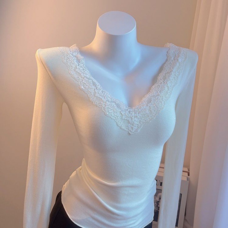 Title 2, Lace V-neck-edge Soft Glutinous Knitted Base Shirt