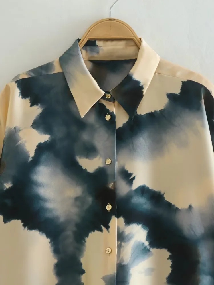 Title 7, Nova Camisa de Cetim com Tingimento Tie-dye e C...