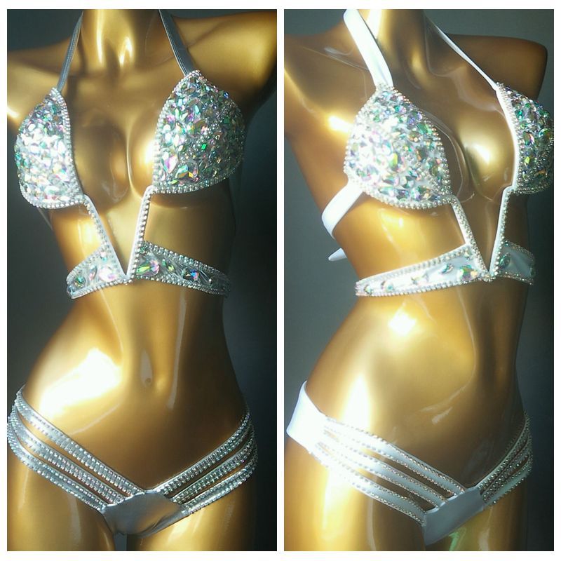 Title 8, Bikini Popolare con Catena di Diamanti Design B...