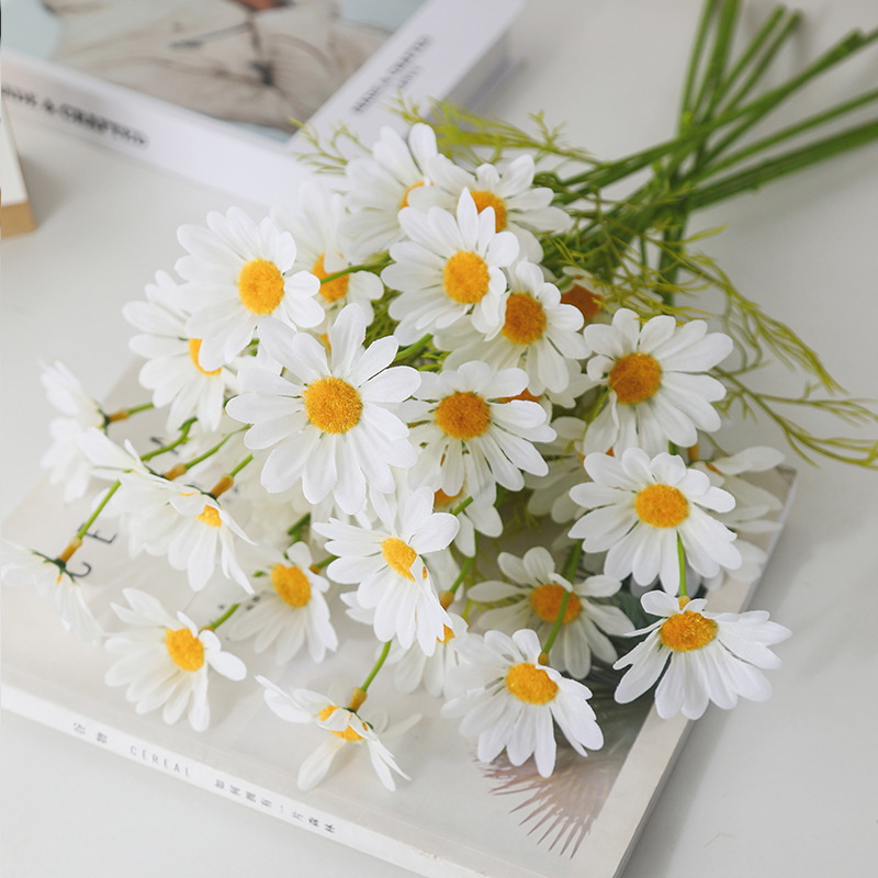 Title 4, Artificial Chamomile Decoration Fake Flower Sho...