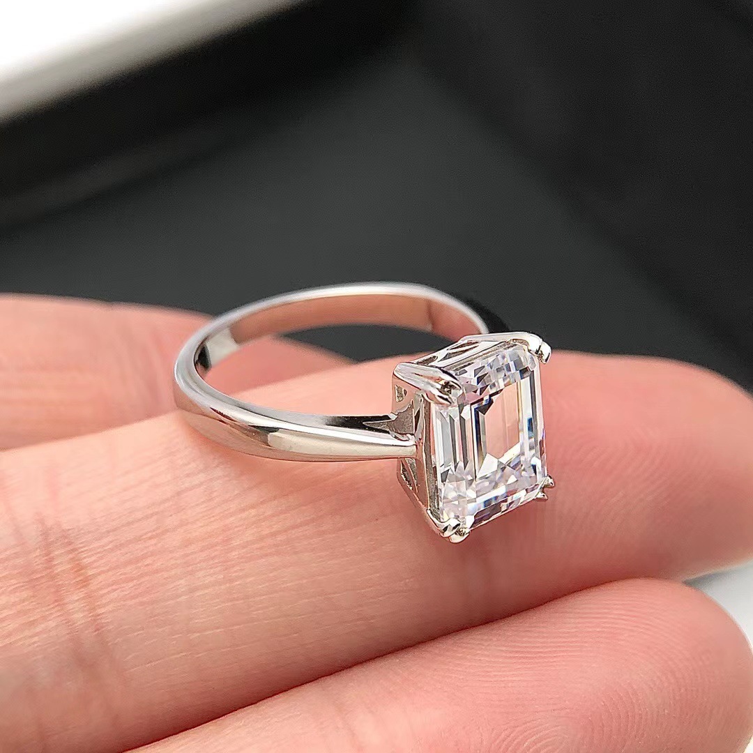 Sterling Silver Ring Light Luxury Moissanite Diamond Ring
